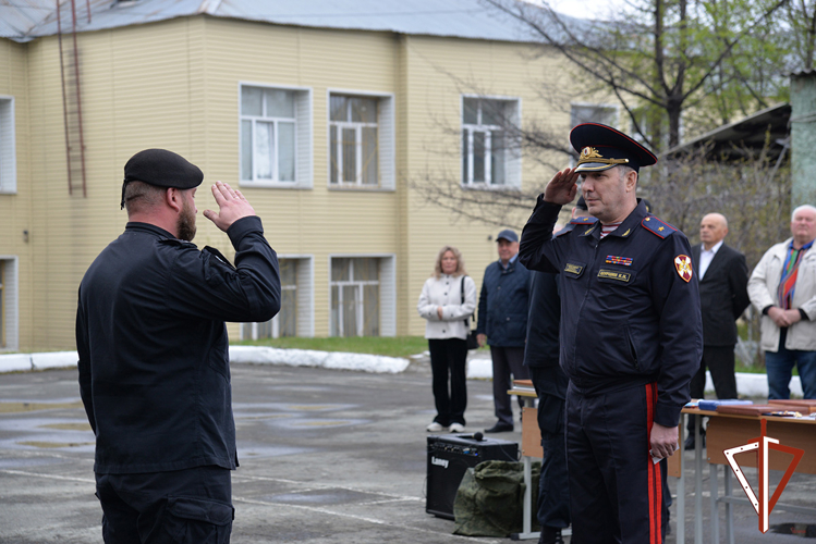В Екатеринбурге транспортный ОМОН Росгвардии отметил 33-ю годовщину со дня образования