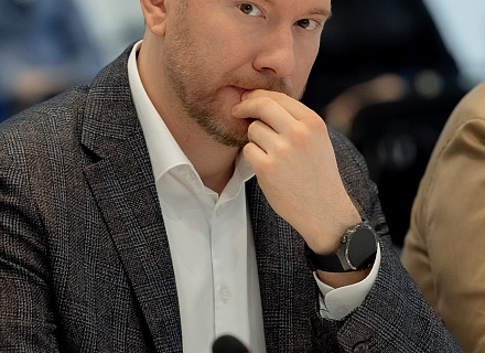 Минстрой 29.10.25 (144)_resized.jpg