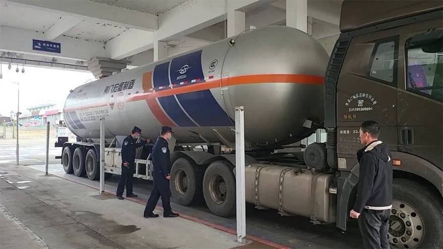 Компания из китайского Мишаня готова ввозить из Приморья до 10 тыс. тонн сжиженного газа в год