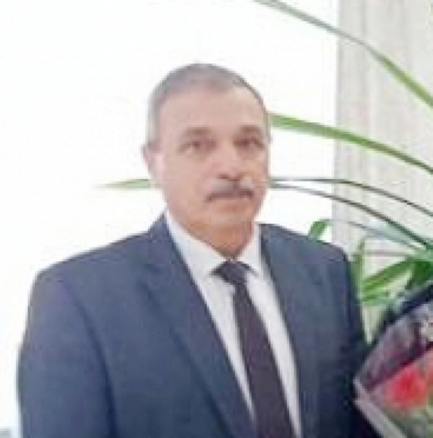 Все в поселении знают, что днём и ночью можно прийти к главе со своей проблемой