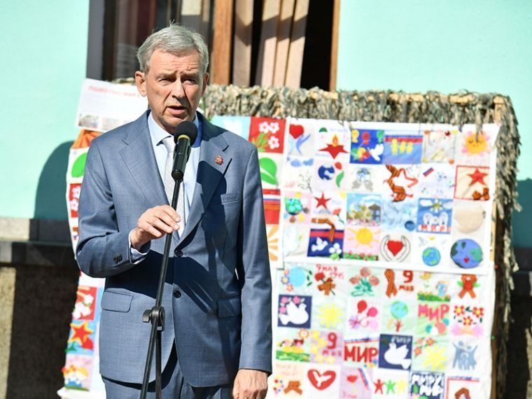 В Омске стартовала выставка «Поезд Победы», впечатлившая реализмом и масштабами