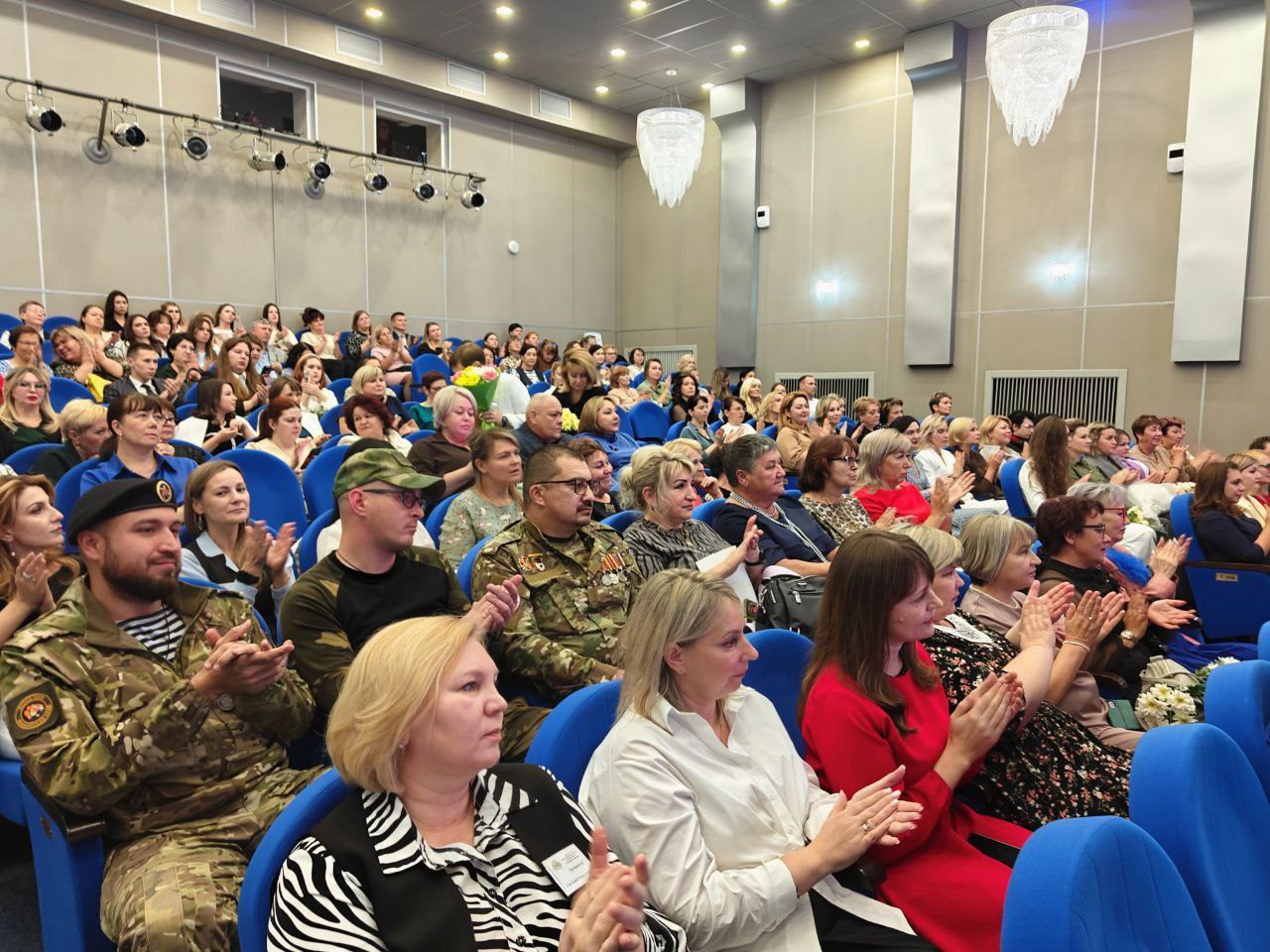 В Петропавловске-Камчатском чествовали учителей в профессиональный праздник