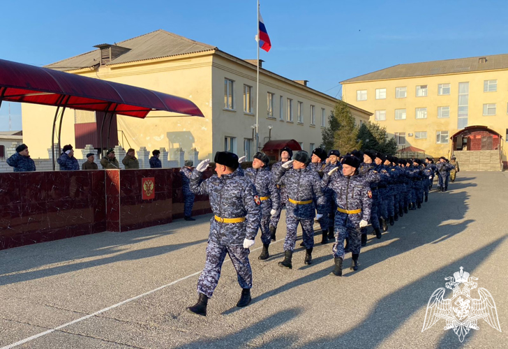 В астраханском батальоне Росгвардии состоялась церемония принятия присяги 