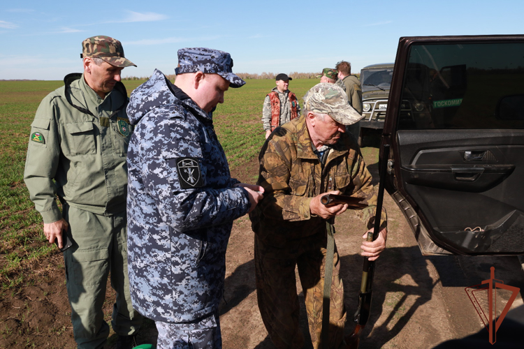 В Татарстане сотрудники Росгвардии проводят рейдовые мероприятия на территории охотничьих угодий