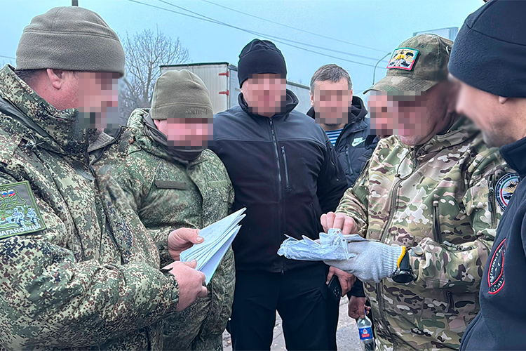 Детские письма всегда заставляют таять даже самых прожженных войной солдат