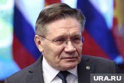 Алексей Лихачев сыграл на гитаре и спел вместе с группой Uma2rman