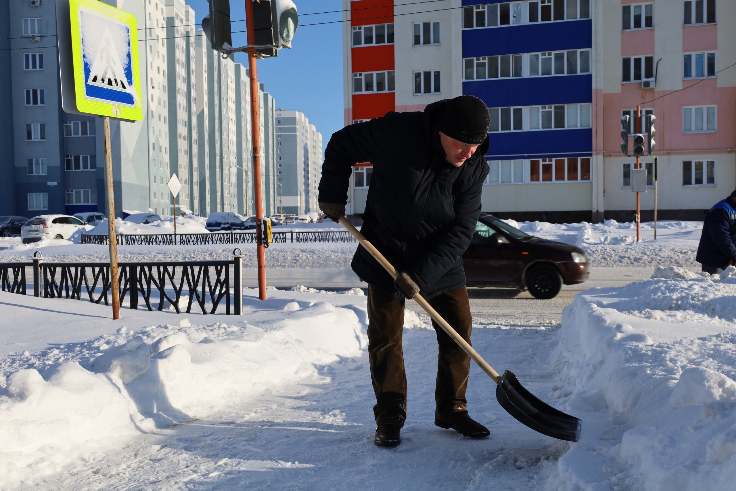 Картинки уборка снега