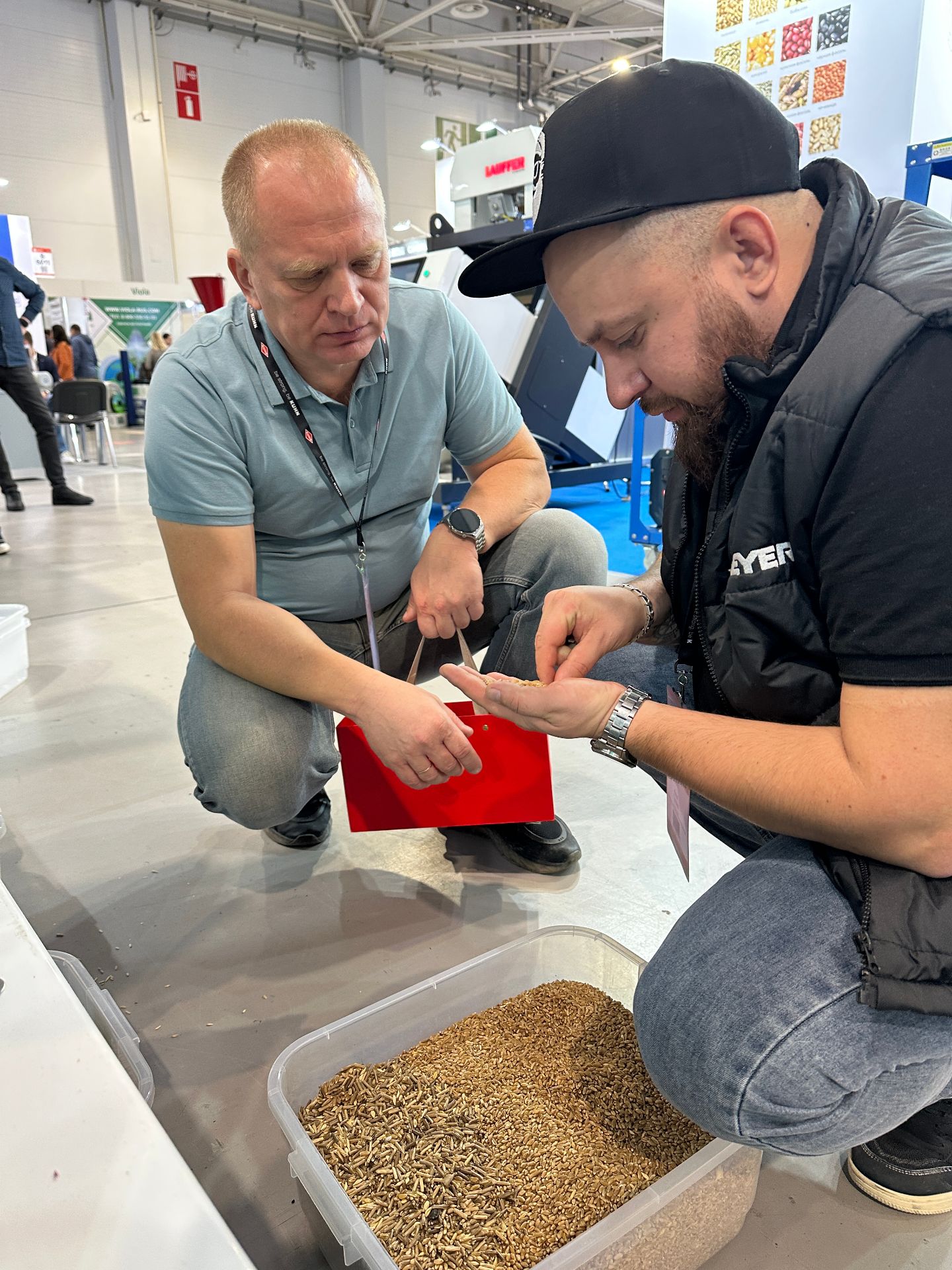 «Руспром Meyer» презентовал фотосепаратор для семян с ИИ и UHD на ЮгАгро