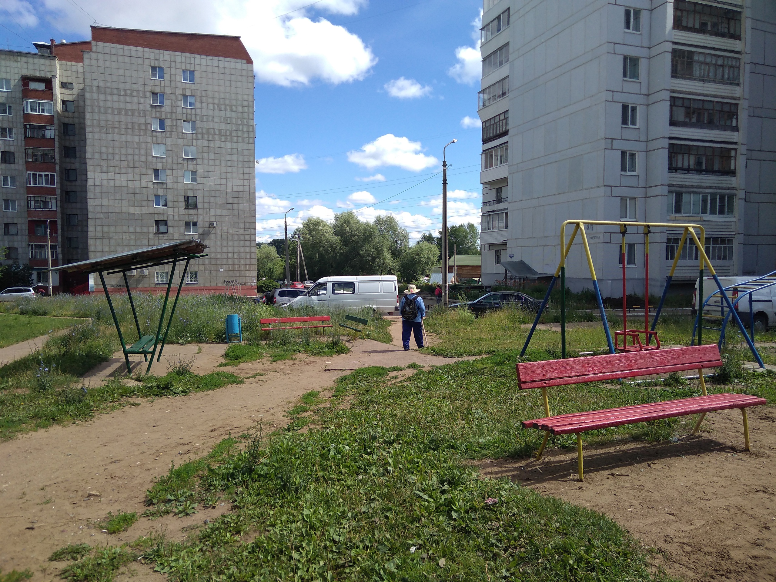 В Прикамском районе появится новая детская площадка