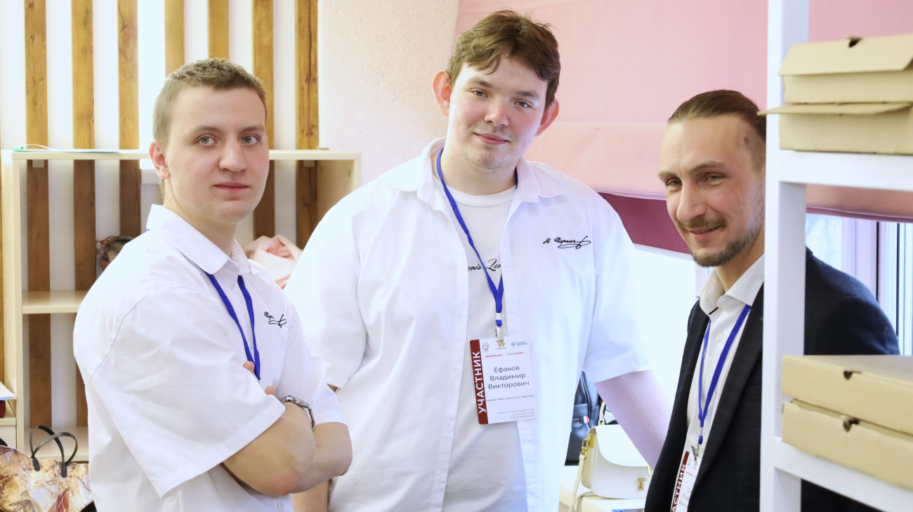 Завершилась Всероссийская олимпиада по управлению и экономике фармации «Битва ФармУправленцев»