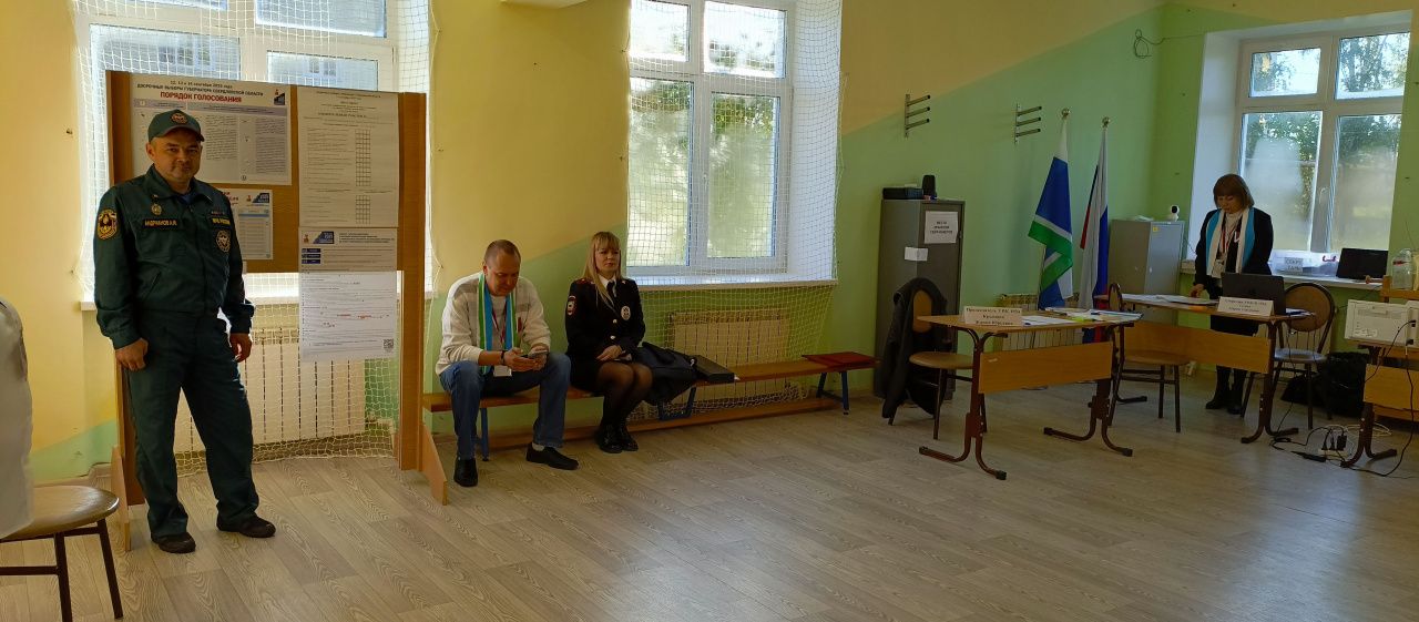 В Карпинске стартовали трехдневные выборы губернатора