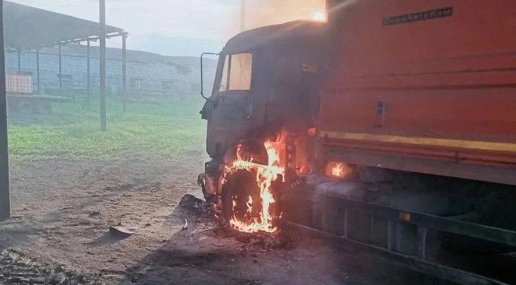 ВСУ уничтожили 11 единиц сельхозтехники на предприятии в Белгородской области
