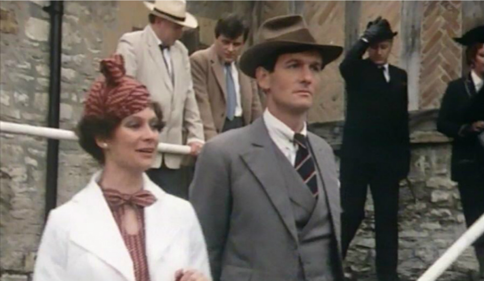 кадр из фильма «Почему не спросили Эванс?» (1980)