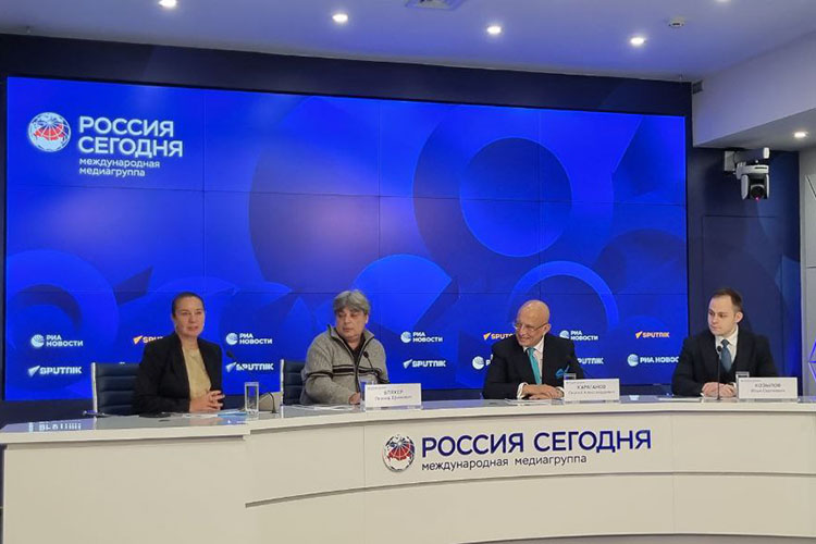 Представляя новую работу, Караганов заявил о начале нового этапа «сибиризации России», или «второго поворота на Восток»