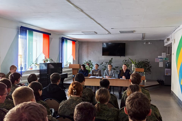 Сотрудники Уголовно-исполнительной инспекции УФСИН России по Амурской области приняли участие в мероприятиях ко Всемирному дню ребенка