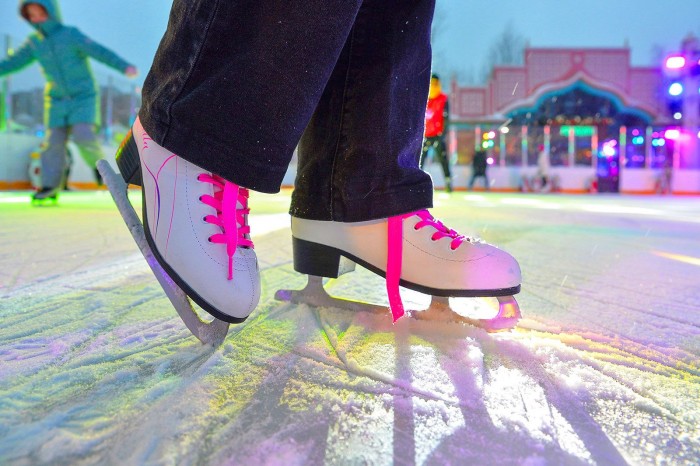 Жителей ЮЗАО в выходные ждут снежные забавы и джаз на льду