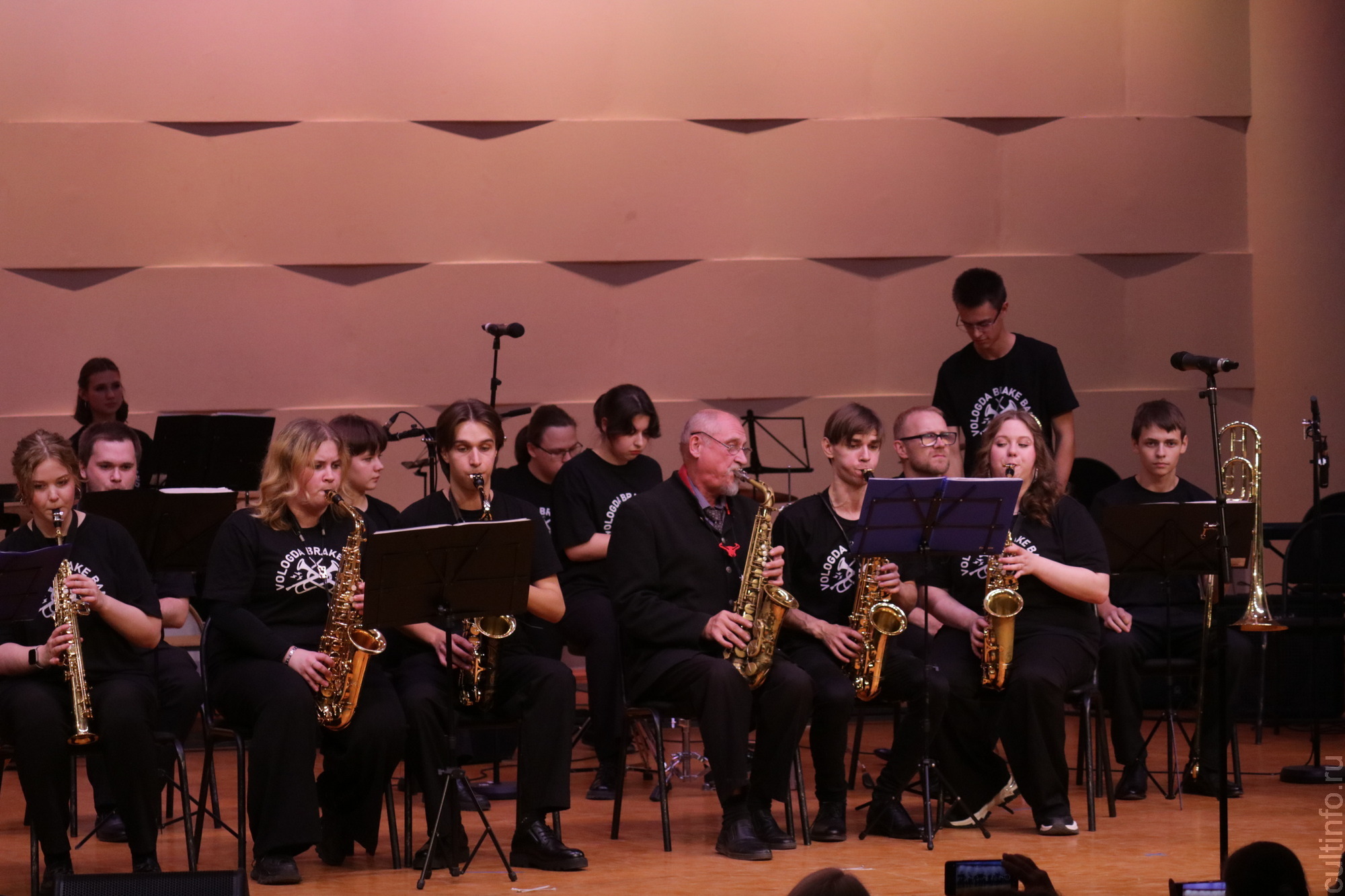 В колледже искусств при полном аншлаге отметили Международный день музыки