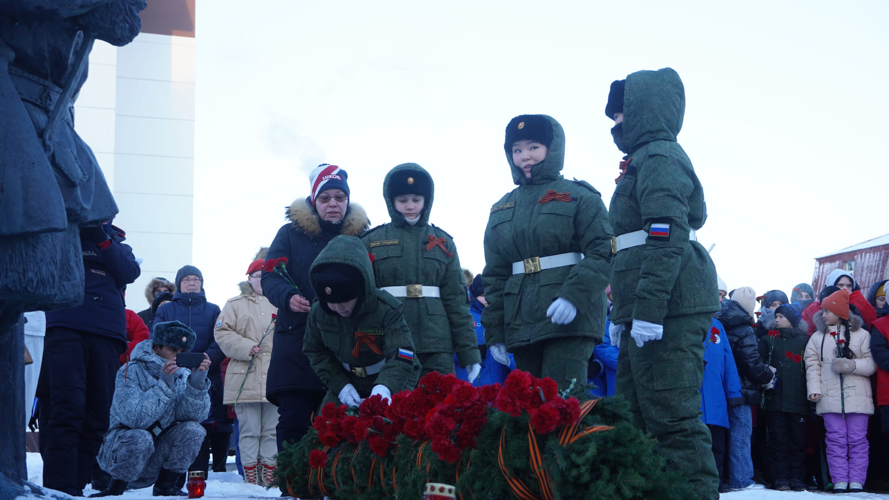 В Нарьян-Маре росгвардейцы почтили память оленно-транспортных батальонов Великой Отечественной войны