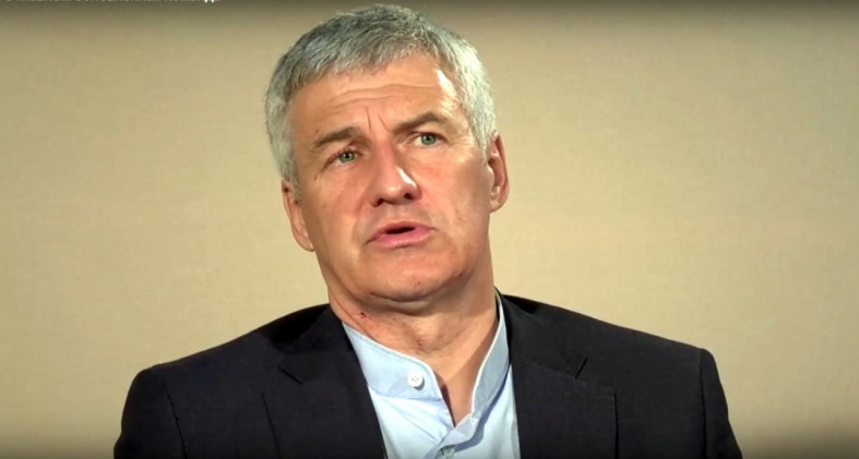 Глава Карелии Артур Парфенчиков в студии телеканала Ника плюс