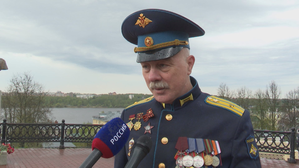 Нарезка с возложения.mp4_snapshot_00.01.722.jpg