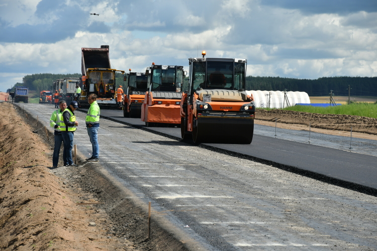 Часть земель, примыкающих к населенным пунктам, никогда не будет обрабатываться. Это понимание есть и у местных властей, и у республиканских. И на таких «вкусных» подбрюшьях планируются дороги, жилищное строительство, промплощадки