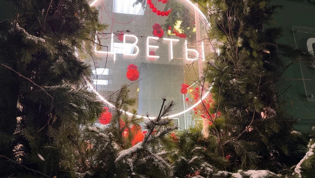 Новогодние украшения. Украшения Барнаула. Новый год