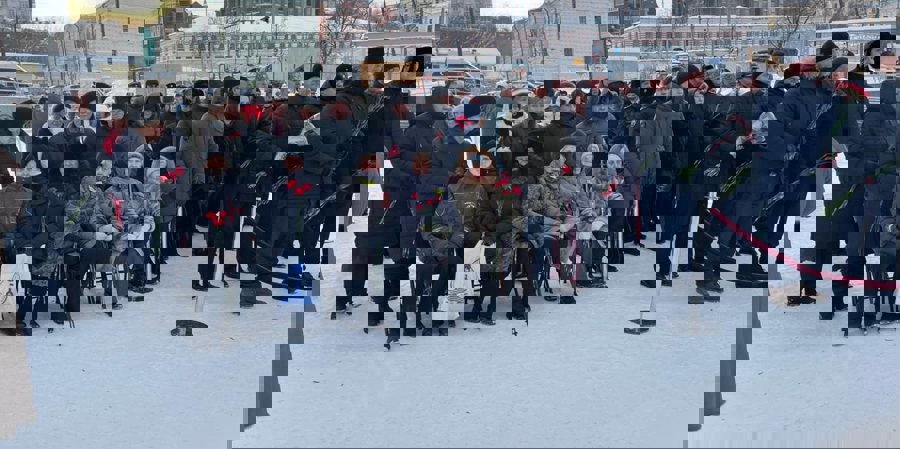 В Перми начальник территориального управления Росгвардии почтил память защитников отечества и жителей блокадного Ленинграда 