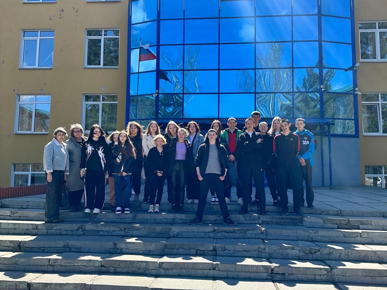В Иркутском ГАУ принимали гостей из МБОУ Большееланская СОШ фото