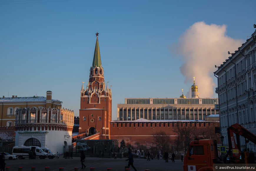 Новогодняя снежная Москва