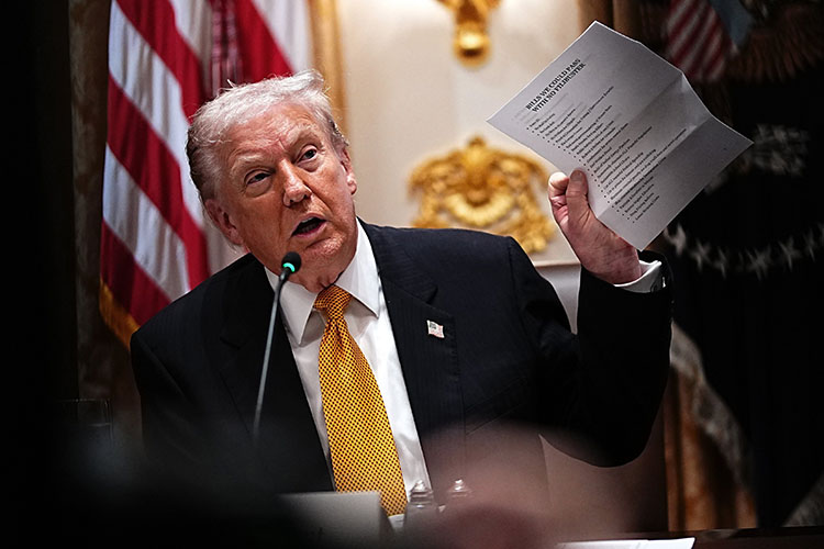 «Сам Дональд Трамп по своей сути — либерал, но при этом человек совершенно не идеологический. Его не интересуют никакие идеологические моменты — ни традиционализм, ни либерализм»