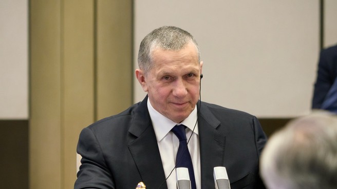 Юрий Трутнев на шестом заседании Межправительственной Российско-Китайской комиссии по сотрудничеству и развитию Дальнего Востока Российской Федерации и Северо-Востока Китайской Народной Республики