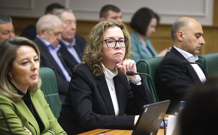 Расширенное заседание Комиссии Совета Федерации по мониторингу законодательства Российской Федерации в сфере государственного контроля (надзора) и муниципального контроля в РФ на тему «Итоги контрольной (надзорной) деятельности в РФ за 2025 год»