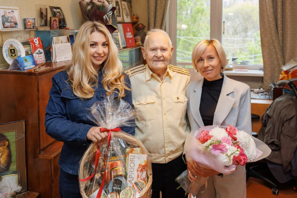 Алексей Николаевич Хромов