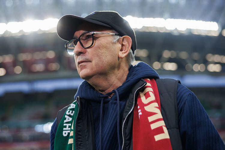 Бердыев созванивался с Ахметзяновым и приезжал к нему на сборы