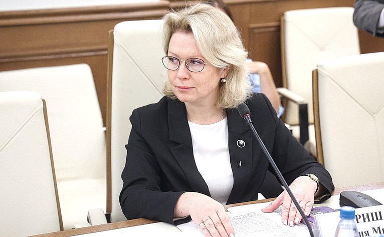 Совещание Комитета Совета Федерации по аграрно-продовольственной политике и природопользованию «О реализации Всероссийской программы «Деревья – памятники живой Природы»»