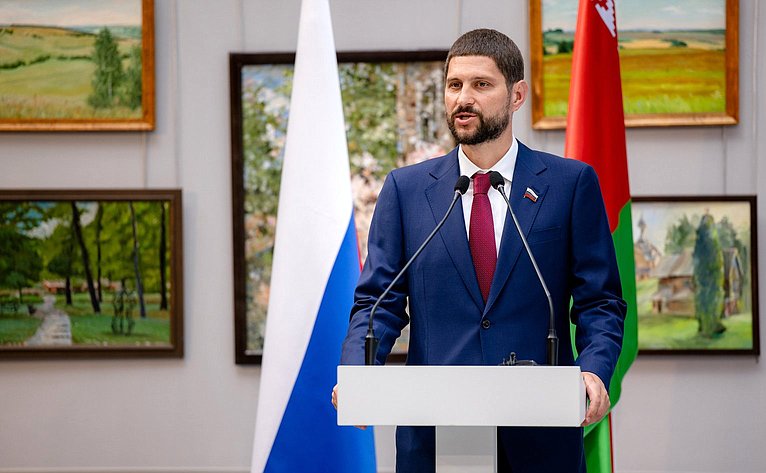 Александр Волошин