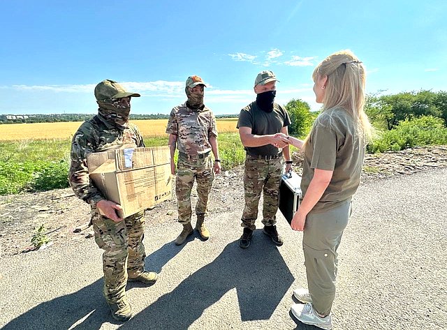 Дарья Лантратова проверила ход восстановления социальных объектов Марковского района ЛНР