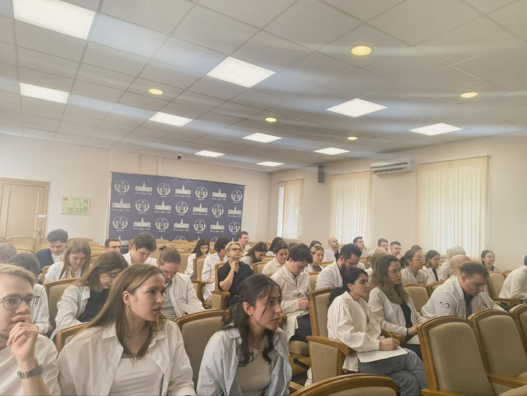 Врачи-ординаторы ФНКЦ РР готовы к сдаче государственной итоговой аттестации