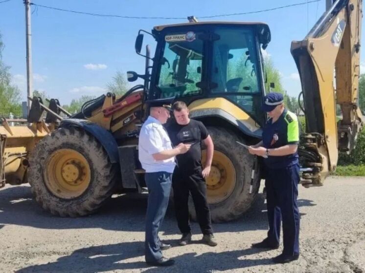 В Боровске проверили трактора и самоходную технику