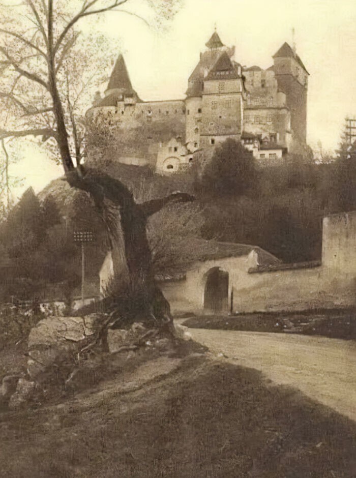 25. Замок Дракулы в Румынии, фото 1920-х годов