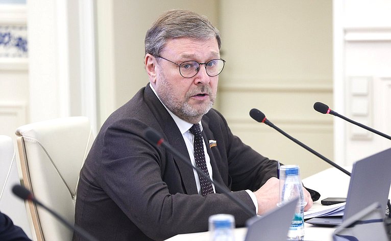 Константин Косачев