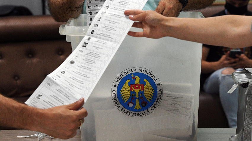 В парламенте Молдовы раскрыли, скольких человек лишат возможности участвовать в выборах