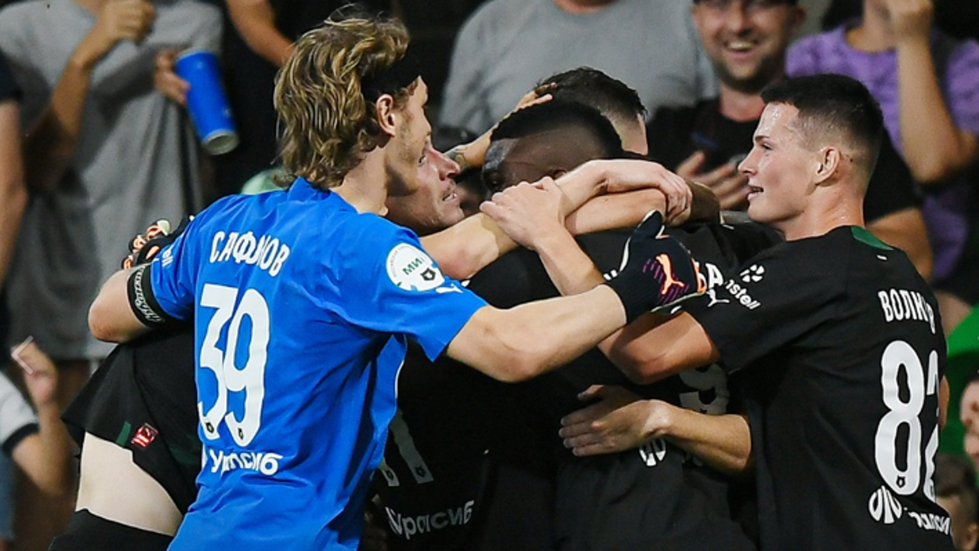 педриньо локомотив. иностранные футболисты сочинского клуба. анзор сочи. сочи выиграл. сочи выиграл.