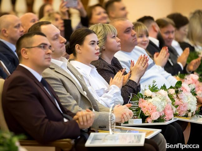 Активных и инициативных белгородских студентов наградили губернаторскими стипендиями - Изображение 1