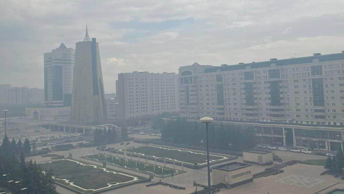 Воздух астана. Астана с воздуха. Жители Астаны в городе. Ситуация в Астане. Чистота воздуха Астана.