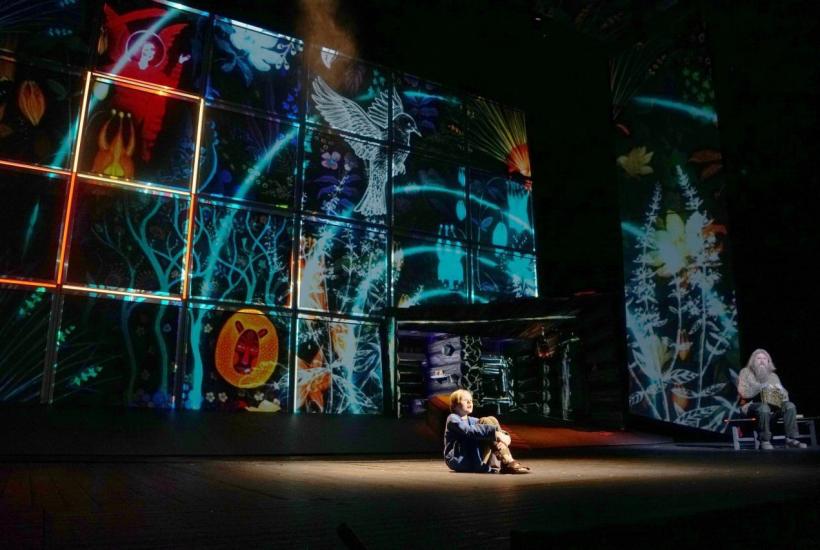 Сцена из спектакля Театра на Малой Ордынке Лавр