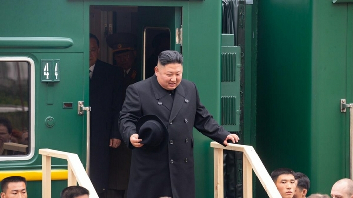 Тайна зелёного поезда Ким Чен Ына: Фото, факты и маленький секрет