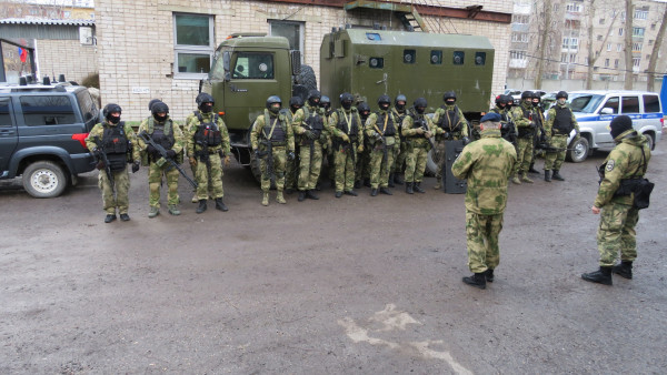 В Самарской области спецслужбы освободили администрацию от «террористов» 