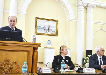 Анвар Шамузафаров в Томске встретился с мэром города, представителями строительной науки и выступил на пленарном заседании ИГТ-2024 в ТГАСУ 
