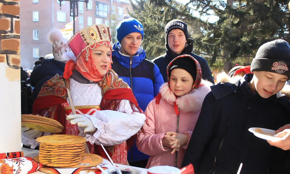 Масленичные гуляния блины